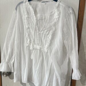 Elie Tahari Elegant White Blouse with Ruffle Accents
